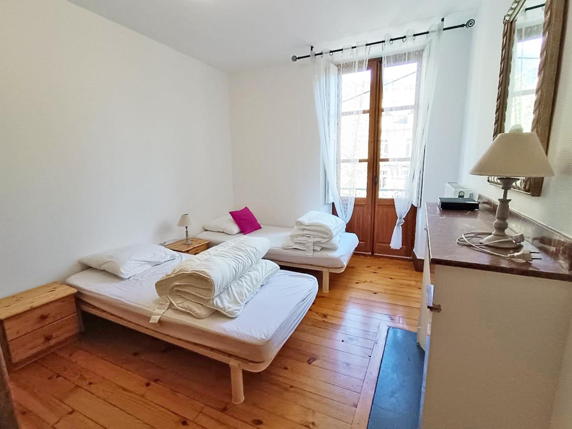 Le Petit Cerf, T3, Wifi, Cave Apartman Bagnères-de-Luchon Kültér fotó