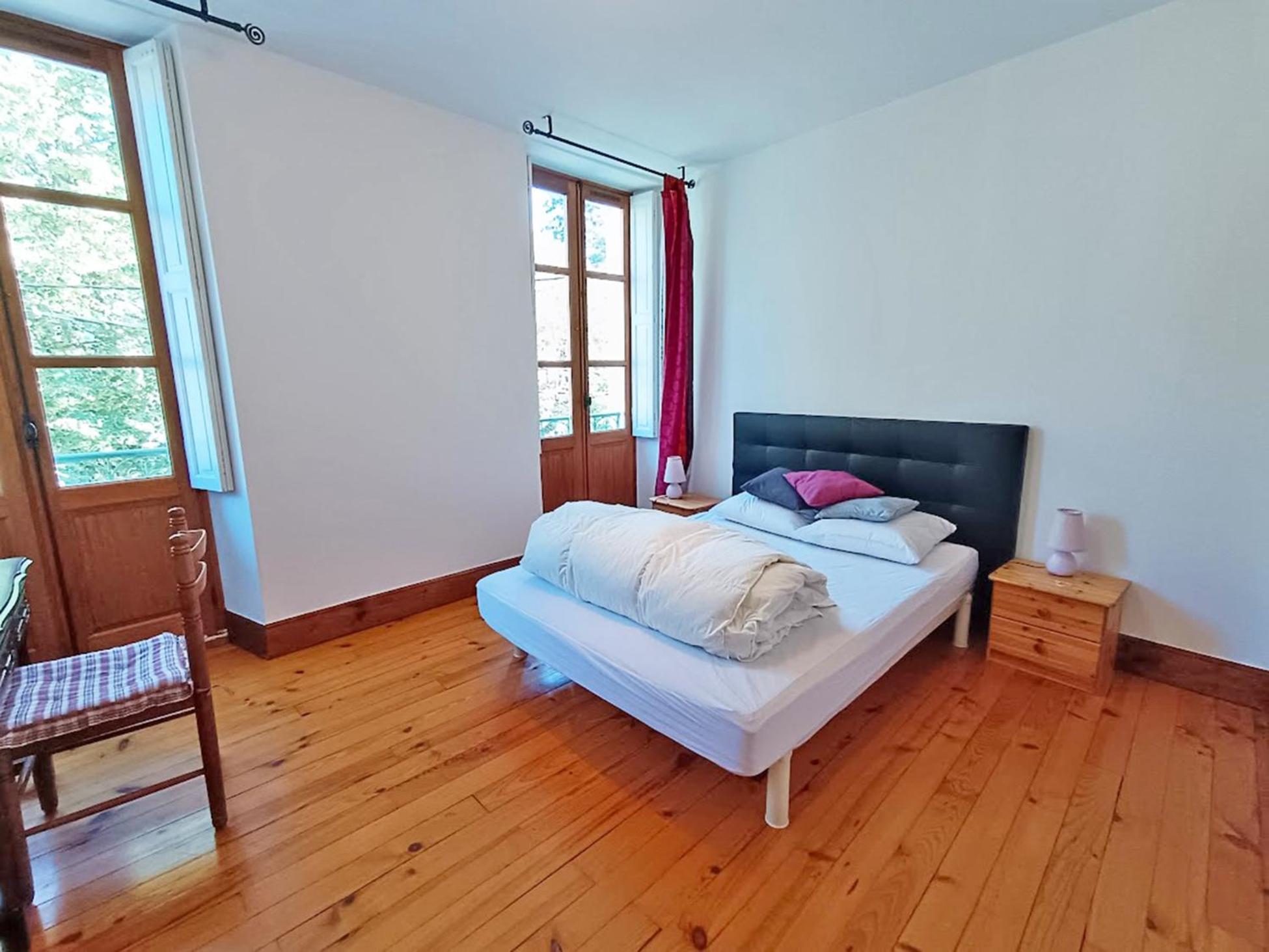 Le Petit Cerf, T3, Wifi, Cave Apartman Bagnères-de-Luchon Kültér fotó