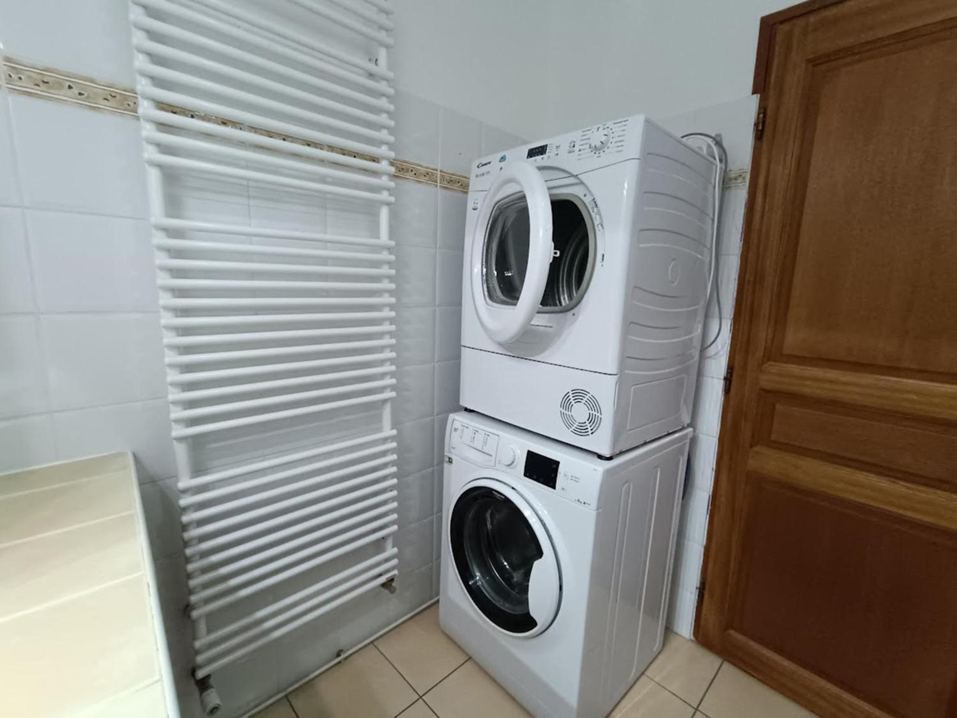 Le Petit Cerf, T3, Wifi, Cave Apartman Bagnères-de-Luchon Kültér fotó